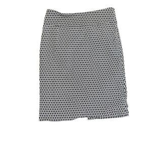 Margaret M pull on skirt size medium